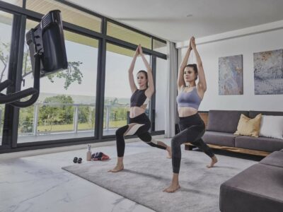 JHT20_LIFESTYLE_cycle_twofemale_yoga-lo-scaled-1-1[1]